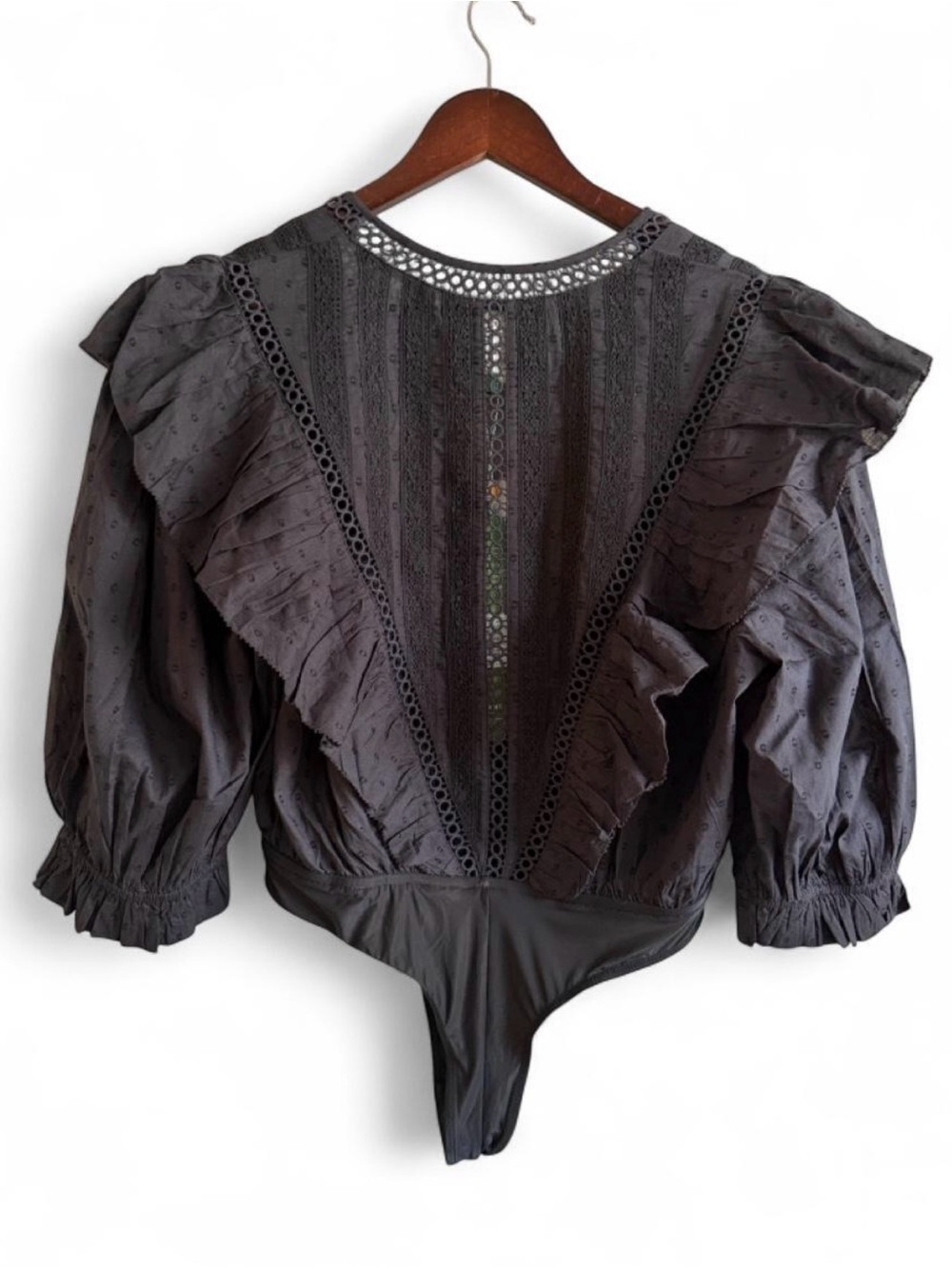 FARM Rio black Deep V Ruffled Lace-Inset Bodysuit - Picture 8 of 10